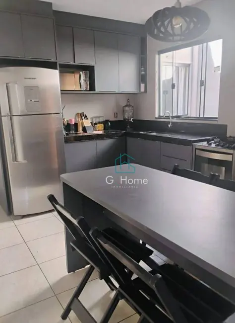 Casa com 2 quartos à venda, 125m2 em Jardim Pequena Londres, Londrina - PR - imagem 5 Foto 5 de Casa com 2 quartos à venda, 125m2 em Jardim Pequena Londres, Londrina - PR