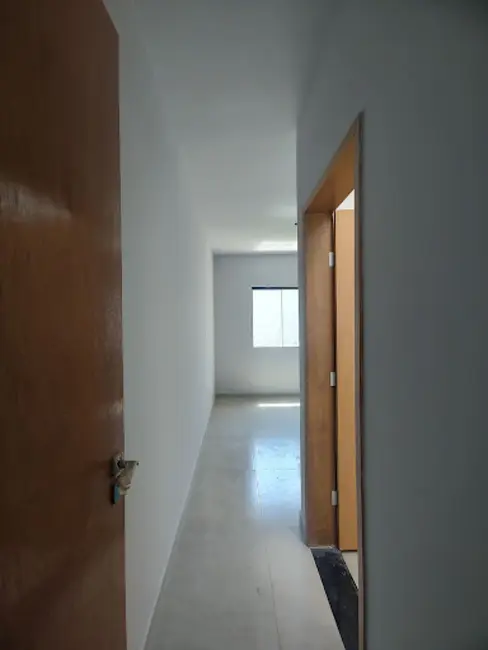 Casa com 2 quartos à venda, 60m2 em Jardim Padovani, Londrina - PR - imagem 6 Foto 6 de Casa com 2 quartos à venda, 60m2 em Jardim Padovani, Londrina - PR