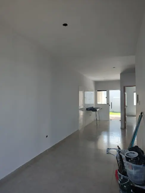 Casa com 2 quartos à venda, 60m2 em Jardim Padovani, Londrina - PR - imagem 2 Foto 2 de Casa com 2 quartos à venda, 60m2 em Jardim Padovani, Londrina - PR