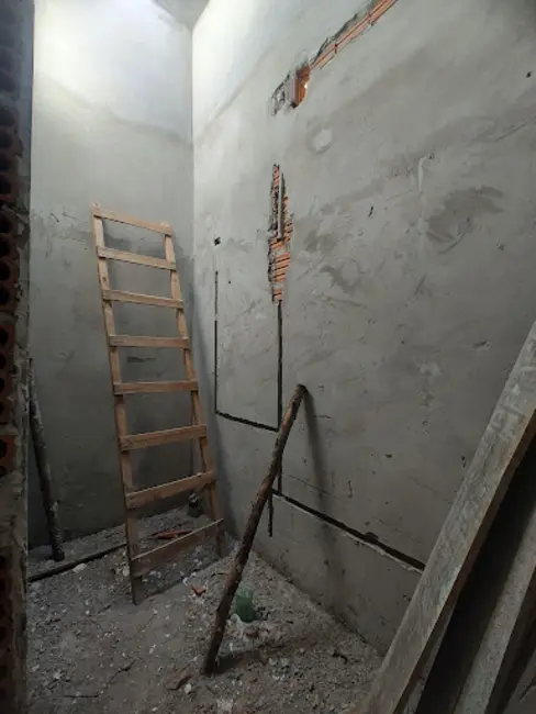 Foto 4 de Casa com 2 quartos à venda, 60m2 em Jardim Padovani, Londrina - PR