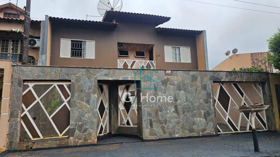 Sobrado com 5 quartos à venda, 250m2 em São Pedro, Londrina - PR - imagem 1 Foto 1 de Sobrado com 5 quartos à venda, 250m2 em São Pedro, Londrina - PR