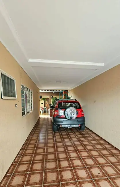 Sobrado com 5 quartos à venda, 250m2 em São Pedro, Londrina - PR - imagem 2 Foto 2 de Sobrado com 5 quartos à venda, 250m2 em São Pedro, Londrina - PR
