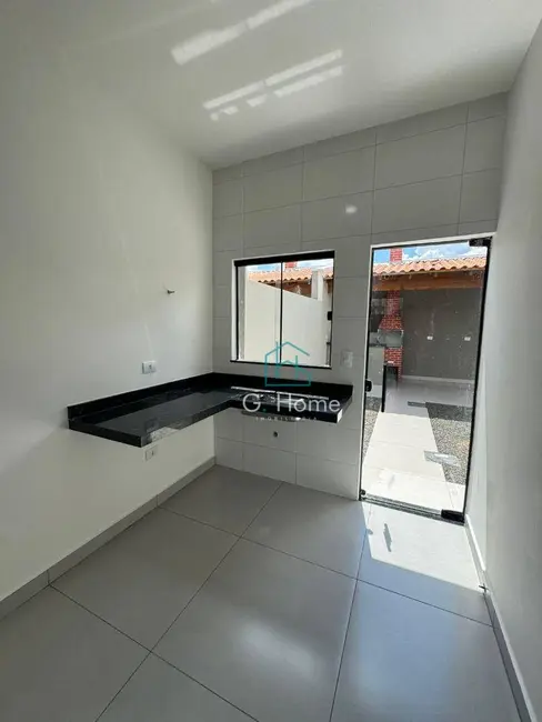 Foto 5 de Casa com 2 quartos à venda, 125m2 em Jardim Moema, Londrina - PR