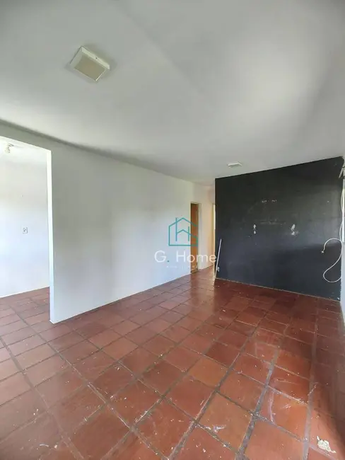 Foto 4 de Casa com 2 quartos à venda, 300m2 em Conjunto Habitacional Luiz de Sá, Londrina - PR