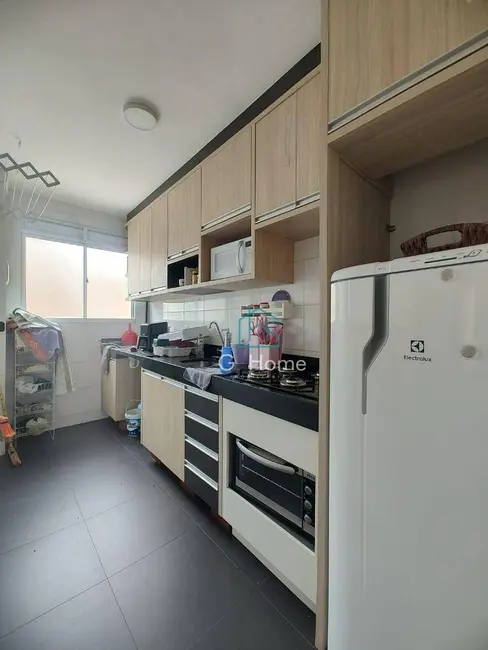 Apartamento com 2 quartos à venda, 57m2 em Londrina - PR - imagem 8 Foto 8 de Apartamento com 2 quartos à venda, 57m2 em Londrina - PR