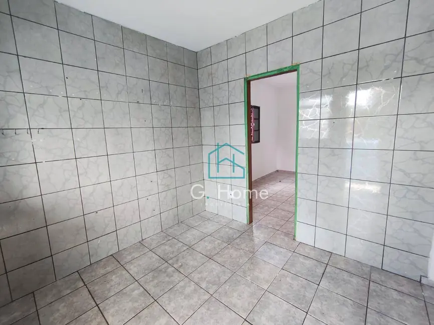 Foto 4 de Casa com 2 quartos para alugar, 250m2 em Franciscato, Londrina - PR