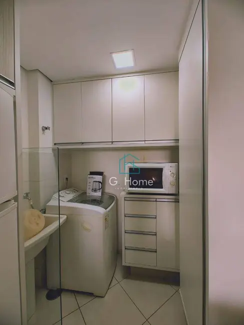 Foto 5 de Apartamento com 3 quartos para alugar, 127m2 em Londrina - PR