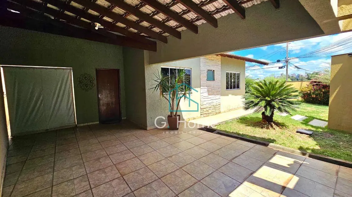 Foto 1 de Casa com 3 quartos à venda, 222m2 em Alpes, Londrina - PR