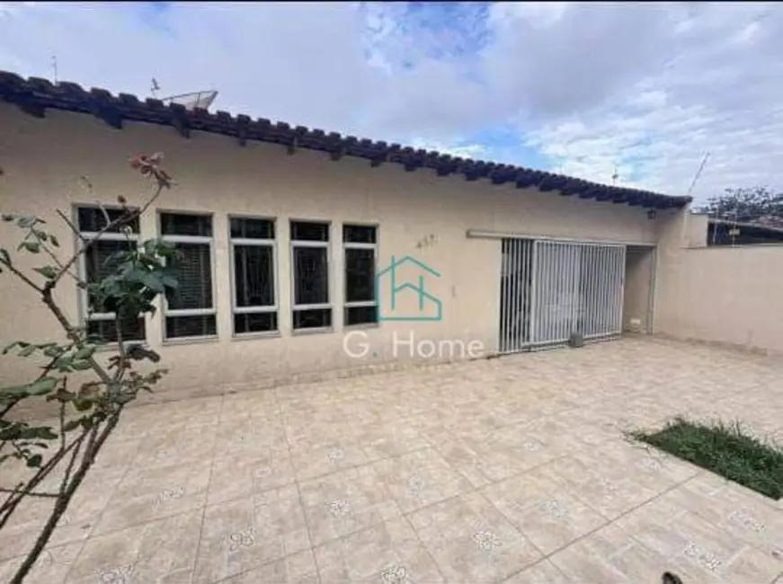 Casa com 3 quartos à venda, 360m2 em Bela Vista, Londrina - PR - imagem 2 Foto 2 de Casa com 3 quartos à venda, 360m2 em Bela Vista, Londrina - PR