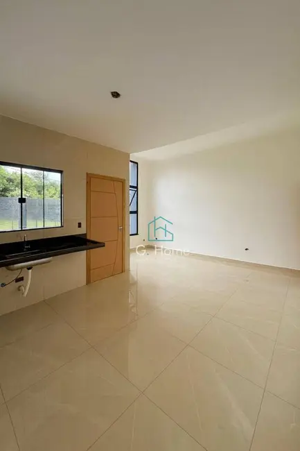Casa com 2 quartos à venda, 129m2 em Jardim Maracanã, Londrina - PR - imagem 6 Foto 6 de Casa com 2 quartos à venda, 129m2 em Jardim Maracanã, Londrina - PR