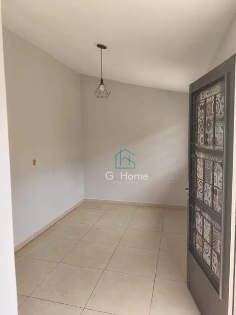 Casa com 3 quartos à venda, 250m2 em Indusville, Londrina - PR - imagem 3 Foto 3 de Casa com 3 quartos à venda, 250m2 em Indusville, Londrina - PR