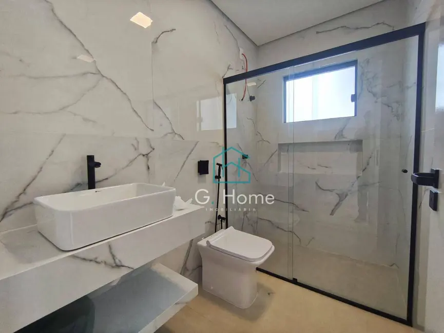 Foto 9 de Casa com 3 quartos à venda, 158m2 em Londrina - PR