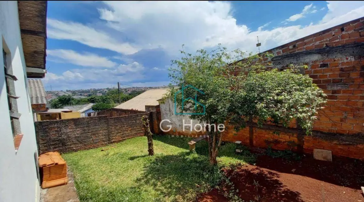 Foto 5 de Casa com 2 quartos à venda, 210m2 em Conjunto Habitacional Violim, Londrina - PR