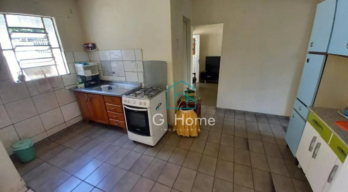 Foto 6 de Casa com 2 quartos à venda, 210m2 em Conjunto Habitacional Violim, Londrina - PR