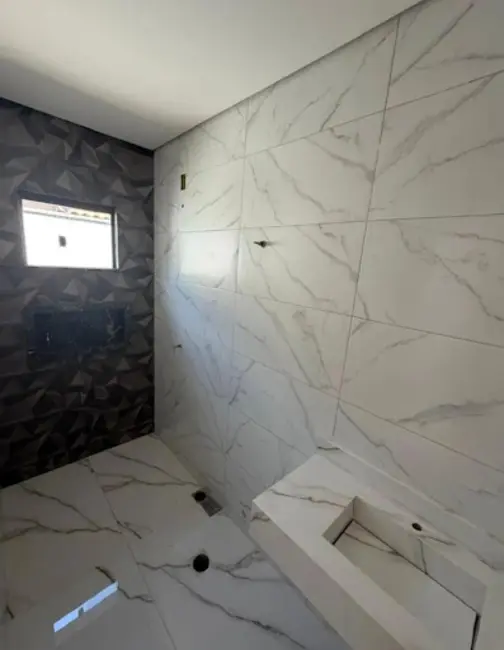 Casa com 3 quartos à venda, 150m2 em Leonor, Londrina - PR - imagem 9 Foto 9 de Casa com 3 quartos à venda, 150m2 em Leonor, Londrina - PR