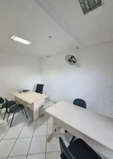 Foto 8 de Sala Comercial para alugar, 140m2 em Lago Igapó, Londrina - PR