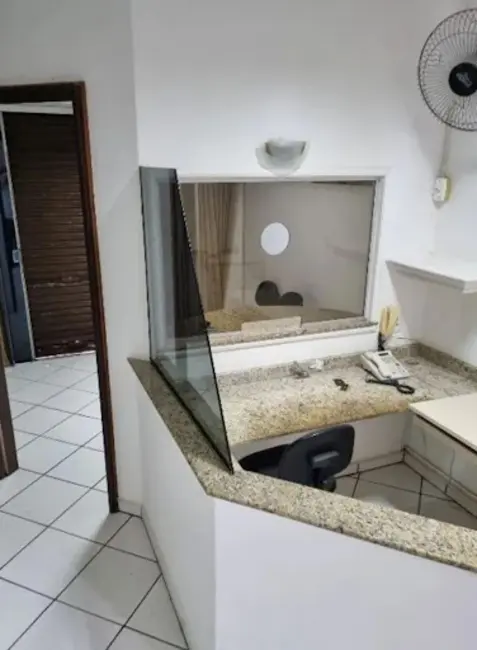 Foto 2 de Sala Comercial para alugar, 140m2 em Lago Igapó, Londrina - PR