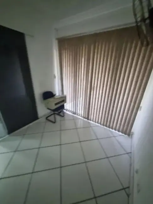 Foto 6 de Sala Comercial para alugar, 140m2 em Lago Igapó, Londrina - PR