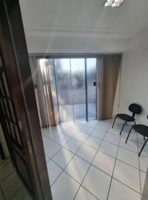 Foto 4 de Sala Comercial para alugar, 140m2 em Lago Igapó, Londrina - PR