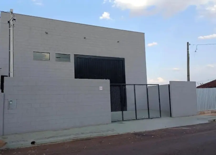 Foto 2 de Armazém / Galpão para alugar, 309m2 em Fraternidade, Londrina - PR