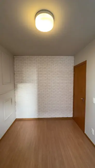 Foto 9 de Apartamento com 2 quartos à venda, 45m2 em Conjunto Habitacional Jesualdo Garcia Pessoa, Londrina - PR