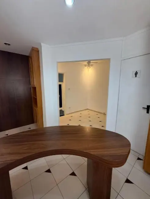 Foto 3 de Sala Comercial para alugar, 60m2 em Centro, Londrina - PR