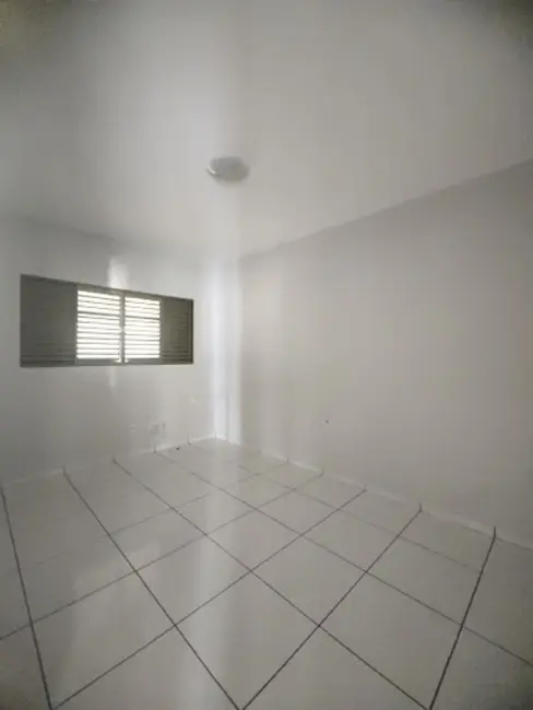 Foto 8 de Casa com 3 quartos à venda, 280m2 em Residencial Professora Marieta, Londrina - PR