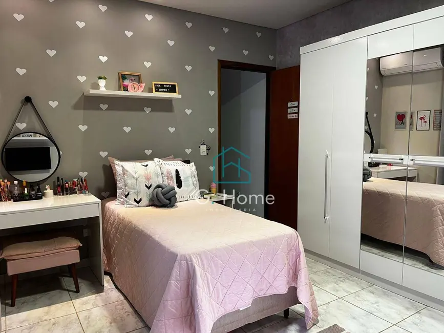 Foto 9 de Casa com 3 quartos à venda, 125m2 em Londrina - PR