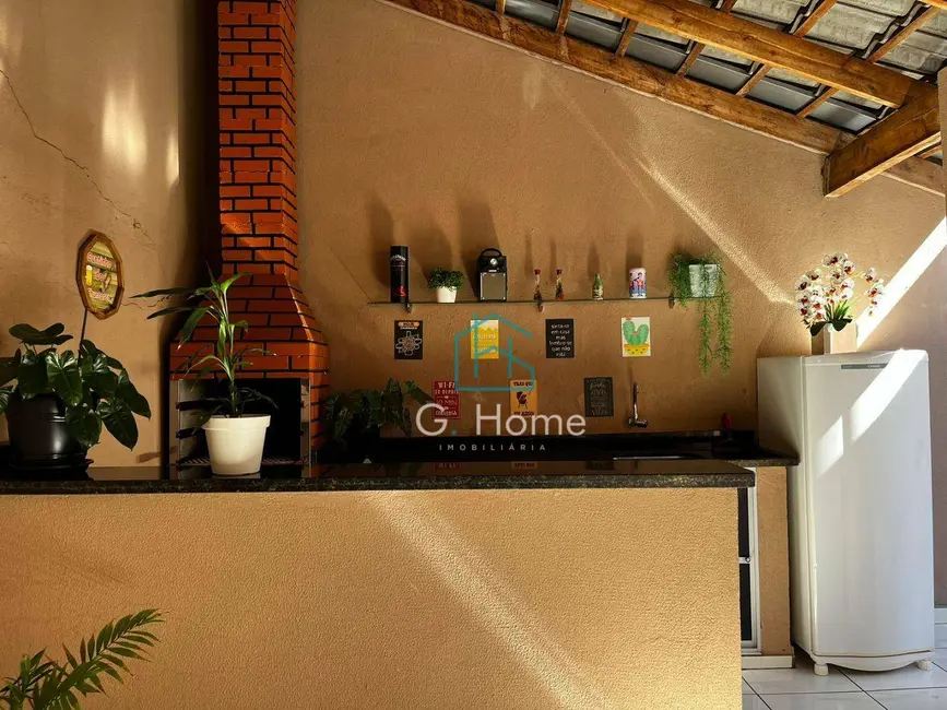 Foto 13 de Casa com 3 quartos à venda, 125m2 em Londrina - PR