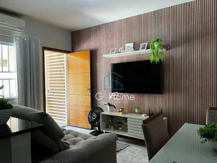 Foto 3 de Casa com 3 quartos à venda, 125m2 em Londrina - PR