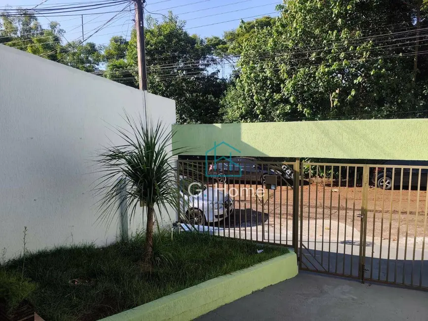 Foto 2 de Casa com 2 quartos à venda, 165m2 em Residencial Veneza, Londrina - PR