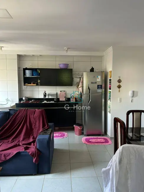 Foto 3 de Apartamento com 2 quartos à venda, 55m2 em Jardim Maria Celina, Londrina - PR