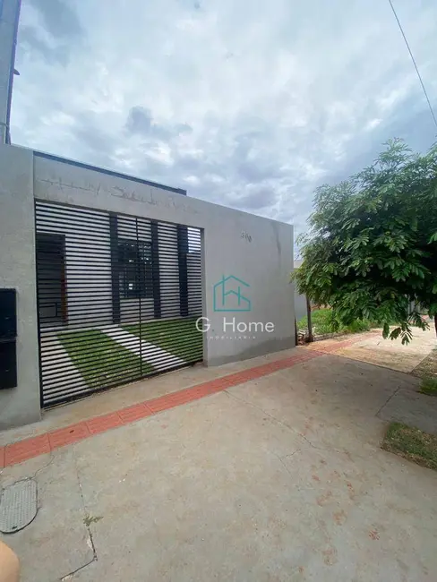 Foto 2 de Sobrado com 3 quartos à venda, 125m2 em Colinas, Londrina - PR