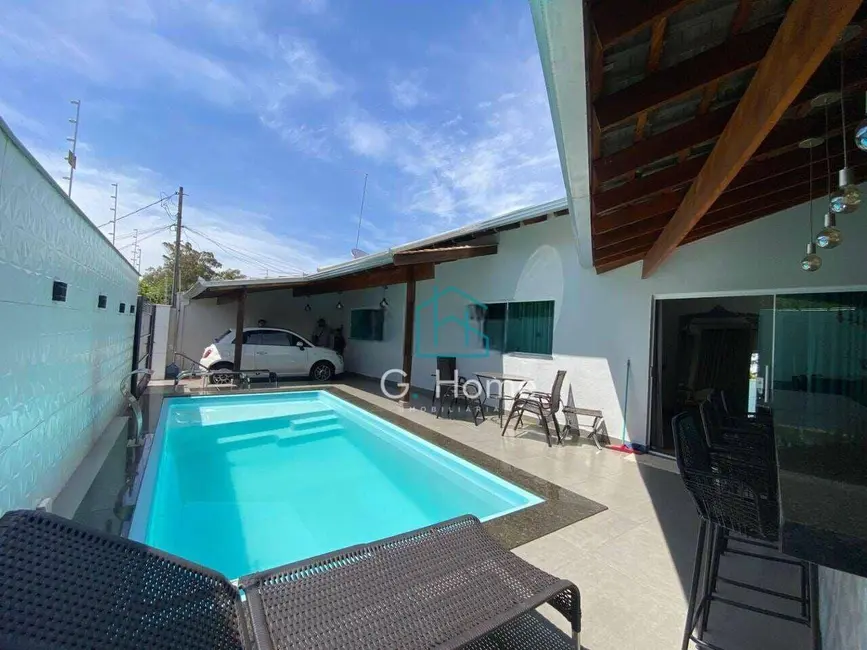 Foto 8 de Casa com 3 quartos à venda, 250m2 em Residencial Abussafe, Londrina - PR