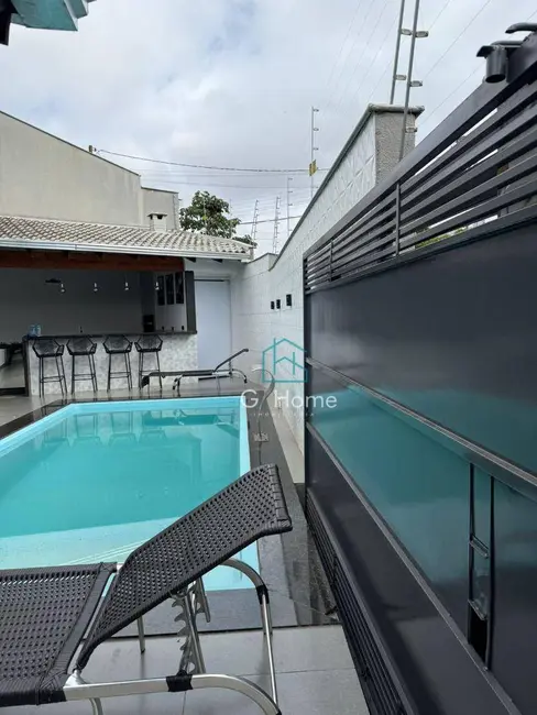Foto 4 de Casa com 3 quartos à venda, 250m2 em Residencial Abussafe, Londrina - PR