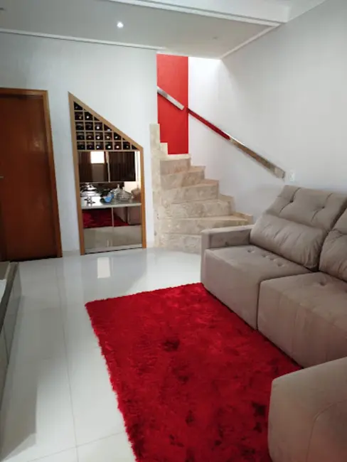 Foto 8 de Casa com 3 quartos à venda, 225m2 em Colúmbia, Londrina - PR