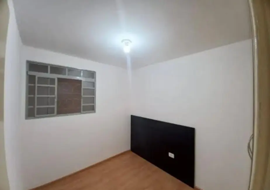 Foto 9 de Casa com 3 quartos para alugar, 170m2 em Messiânico, Londrina - PR