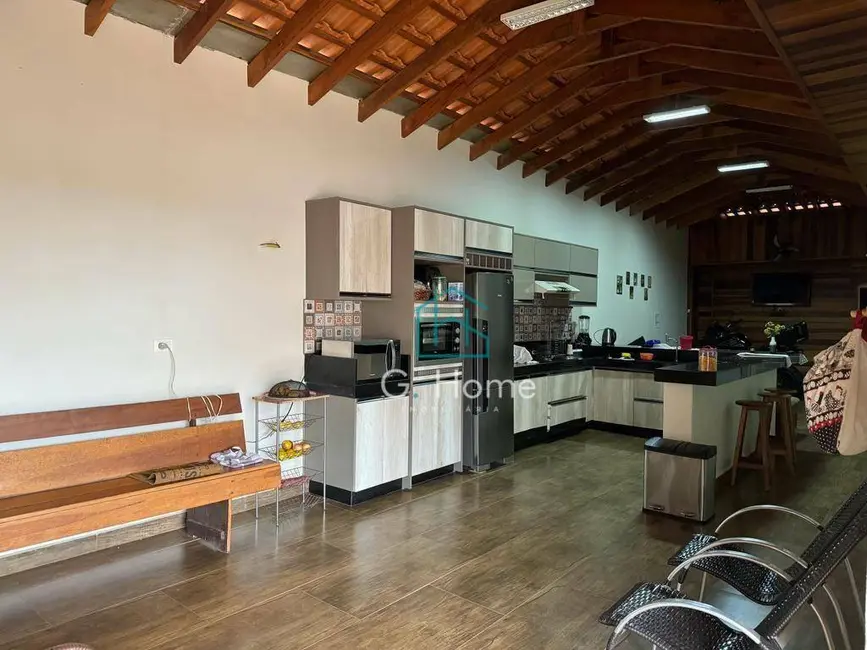 Casa com 3 quartos para alugar, 542m2 em Jardim Shangri-la A, Londrina - PR - imagem 7 Foto 7 de Casa com 3 quartos para alugar, 542m2 em Jardim Shangri-la A, Londrina - PR