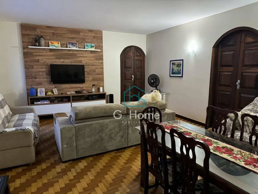 Casa com 3 quartos para alugar, 542m2 em Jardim Shangri-la A, Londrina - PR - imagem 6 Foto 6 de Casa com 3 quartos para alugar, 542m2 em Jardim Shangri-la A, Londrina - PR