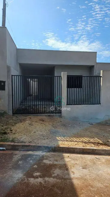 Foto 2 de Casa com 2 quartos à venda, 126m2 em Cambe - PR