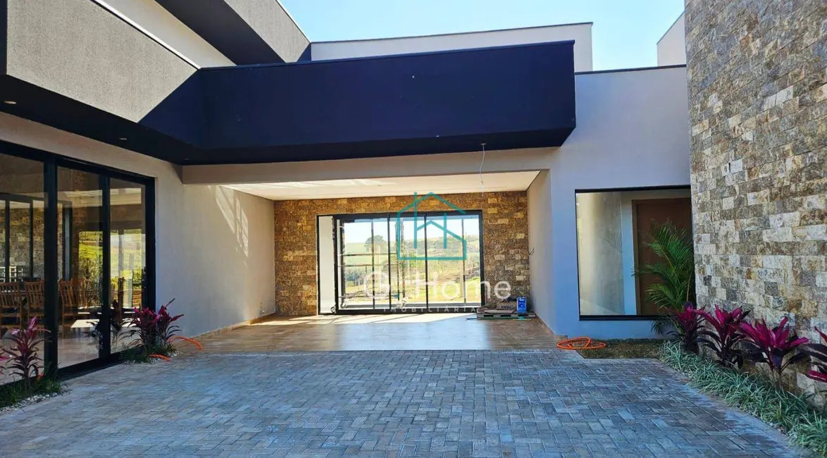 Foto 5 de Casa de Condomínio com 3 quartos à venda, 1500m2 em Sertanopolis - PR