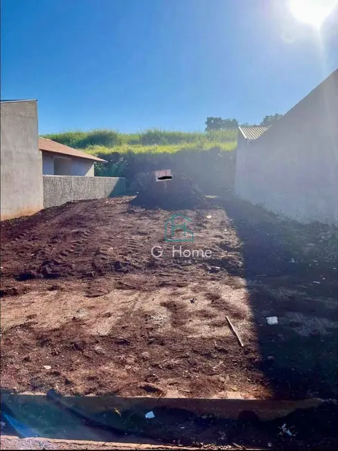 Foto 2 de Terreno / Lote à venda, 250m2 em Londrina - PR