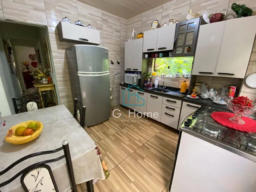 Foto 7 de Casa com 3 quartos à venda, 250m2 em Conjunto Semiramis Barros Braga, Londrina - PR