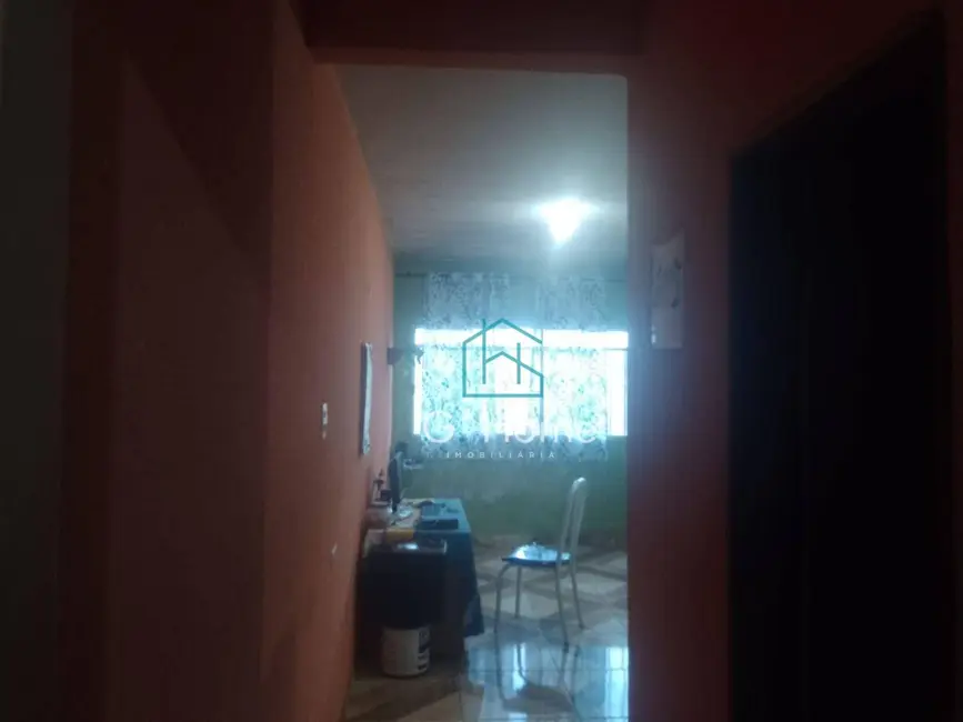 Foto 5 de Casa com 2 quartos à venda, 125m2 em Jardim Padovani, Londrina - PR
