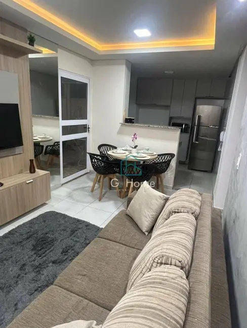 Foto 2 de Apartamento com 2 quartos à venda, 71m2 em Colinas, Londrina - PR