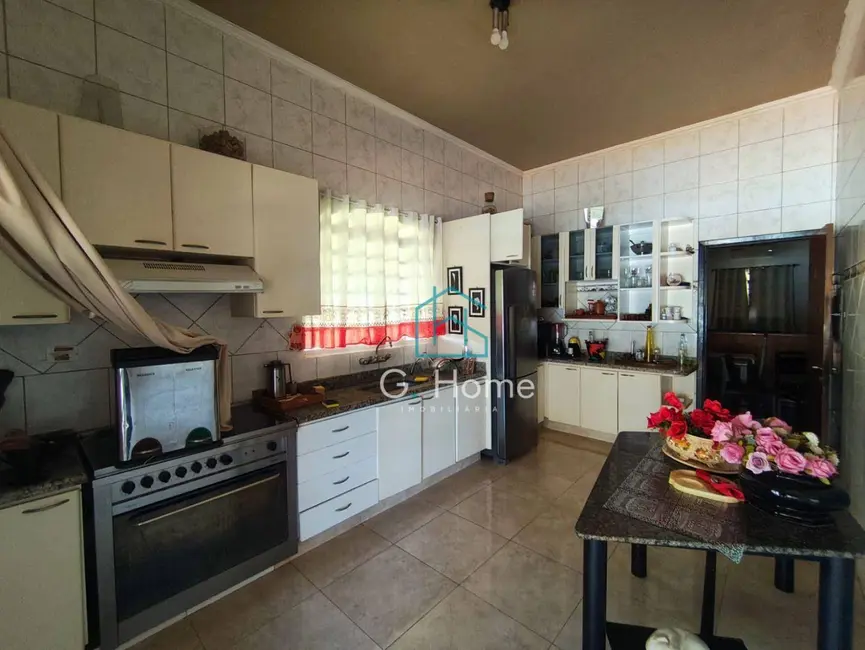 Foto 5 de Chácara com 3 quartos à venda, 5000m2 em Londrina - PR