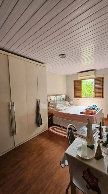 Foto 6 de Casa com 3 quartos à venda, 375m2 em Parigot de Souza 2, Londrina - PR