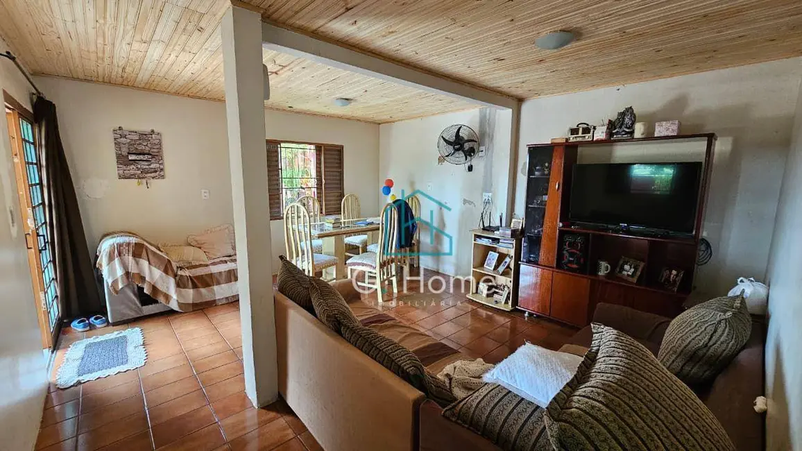 Foto 4 de Casa com 3 quartos à venda, 375m2 em Parigot de Souza 2, Londrina - PR