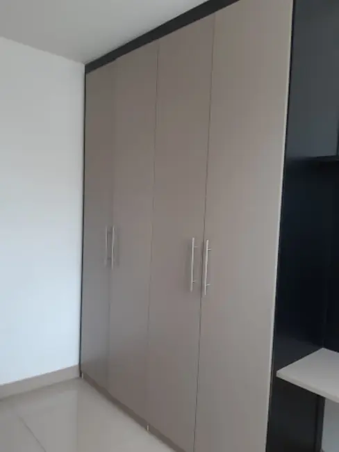 Foto 9 de Apartamento com 2 quartos à venda, 42m2 em Londrina - PR