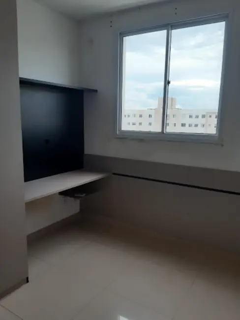 Foto 3 de Apartamento com 2 quartos à venda, 42m2 em Londrina - PR